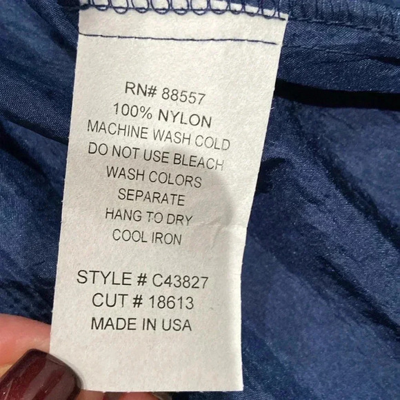 Fenini | Hooded Nylon Sleeveless Zip Up - Picture 5 of 5